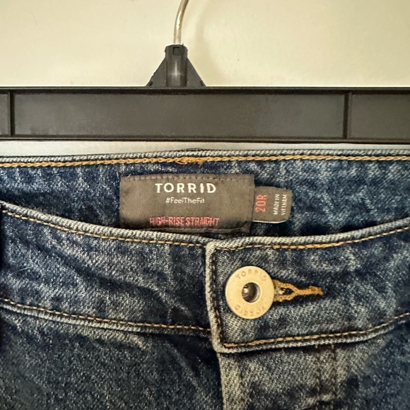 Torrid Jeans - Picture 4 of 5